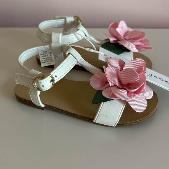 NWT Janie and Jack Baby Girl Pink Flower T-Strap Sandals Shoes Size 7 - Picture 6 of 10